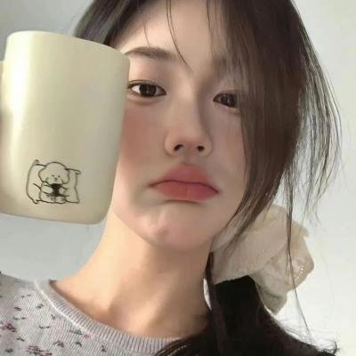 唇彩间谍